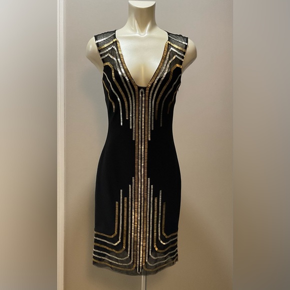 Sequinned Cocktail dress - Picture 2 of 6